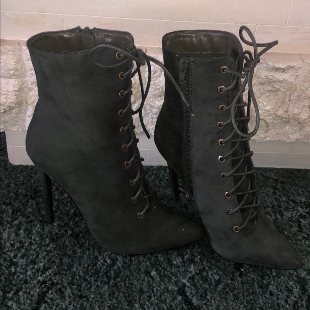 Brand new, never worn.